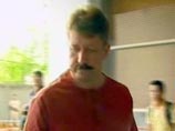 "Сейчас моя безопасность в руках таиландской стороны, - сказал Бут. - Вместе с тем, американцы не гнушаются похищениями. Нельзя исключать такой поворот событий и в моем случае", - заявил Бут "Сейчас моя безопасность в руках таиландской стороны, - сказал Бут. - Вместе с тем, американцы не гнушаются похищениями. Нельзя исключать такой поворот событий и в моем случае", - заявил Бут