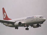 Нетрезвый пассажир пытался захватить самолет авиакомпании Turkish Airlines, выполнявший рейс ТК 3102 по маршруту Анталия -Санкт-Петербург
