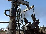 Падение цен на нефть угрожает твердости рубля и бюджету, который рискует стать профицитным Падение цен на нефть угрожает твердости рубля и бюджету, который рискует стать профицитным