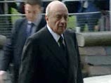 Скотланд-Ярд допросил мультимиллионера аль-Файеда, подозреваемого в педофилии Скотланд-Ярд допросил мультимиллионера аль-Файеда, подозреваемого в педофилии