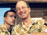 Переводчик командующего сил НАТО в Афганистане защищал его от талибов черной магией Переводчик командующего сил НАТО в Афганистане защищал его от талибов черной магией