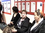 Граждане жалуются Путину на ЖКХ, пенсии, суды и милицию, но экономический кризис их не беспокоит Граждане жалуются Путину на ЖКХ, пенсии, суды и милицию, но экономический кризис их не беспокоит