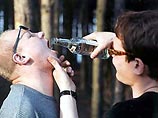 Ученые выяснили, что умные дети чаще становятся алкоголиками Ученые выяснили, что умные дети чаще становятся алкоголиками
