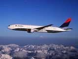 Американская авиакомпания Delta Air Lines в среду купила конкурента Northwest Airlines за 2,6 миллиарда долларов акциями и стала крупнейшей авиакомпанией в мире