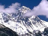 Экспедиция должна состояться ровно через год - в октябре-ноябре 2009 года: 85 альпинистам, среди которых будут пострадавшие в ходе военных действий в Ираке и Афганистане военные, предстоит покорить различные пики самой высокой в мире горы