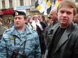 Лидер "Славянского союза" Дмитрий Демушкин признан единственным организатором несанкционирнованного "Русского марша" в Москве и оштрафован по решению суда на тысячу рублей Лидер "Славянского союза" Дмитрий Демушкин признан единственным организатором несанкционирнованного "Русского марша" в Москве и оштрафован по решению суда на тысячу рублей