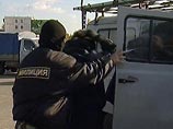 В Чечне школьник изнасиловал и зарезал свою 6-летнюю родственницу В Чечне школьник изнасиловал и зарезал свою 6-летнюю родственницу