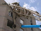 В Великом Новгороде рядом со зданием ФГУП ВГТРК "Славия" упал башенный кран