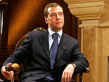 В рамках подготовки к антикризисному саммиту G20 в Вашингтоне президент России Дмитрий Медведев отправился в мировое турне и дал интервью газете a Le Figaro, опубликованное на сайте Кремля
