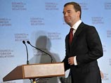 Американские эксперты расточают Медведеву комплименты за его откровенность Американские эксперты расточают Медведеву комплименты за его откровенность