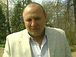 По его словам, с просьбой перевести Бекетова в Москву обратились родственники журналиста, в частности потому, что накануне в больницу поступали анонимные звонки с угрозами По его словам, с просьбой перевести Бекетова в Москву обратились родственники журналиста, в частности потому, что накануне в больницу поступали анонимные звонки с угрозами