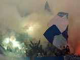 Фанаты "Зенита" линчевали автора скандального баннера Фанаты "Зенита" линчевали автора скандального баннера