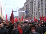 По словам Зюганова, инициированные коммунистами массовые акции протеста в последние два года "не трансформировались в устойчивый подъем народной борьбы за освобождение от диктатуры олигархии и коррумпированного чиновничества"