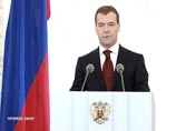 Западные правозащитники пришли к выводу, что и с приходом нового президента Дмитрия Медведева "Россия продолжила движение в сторону авторитаризма"