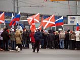 Инициативу РПЦ готов поддержать православный корпус прокремлевского молодежного движения "Наши", который уже проявил себя летом, подравшись около Храма Христа Спасителя со сторонниками епископа Диомида Инициативу РПЦ готов поддержать православный корпус прокремлевского молодежного движения "Наши", который уже проявил себя летом, подравшись около Храма Христа Спасителя со сторонниками епископа Диомида