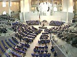 "Чрезмерно дешевые деньги из США являлись двигателем нынешнего кризиса", сказала Меркель в среду, выступая в немецком парламенте "Чрезмерно дешевые деньги из США являлись двигателем нынешнего кризиса", сказала Меркель в среду, выступая в немецком парламенте