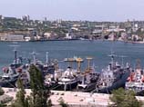 Украина предлагает России не ждать несколько лет, а уже в 2009 году разработать план и начать вывод вооруженных формирований Черноморского флота из Крыма