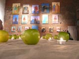 Арт-галерею "Винзавод" окружила милиция: художников защищают от погромов со стороны "лимоновцев"