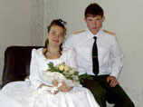 Лейтенант Владимир Мечетный с женой Еленой