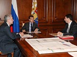 Медведеву пообещали цифровое телевидение по всей России к 2015 году 