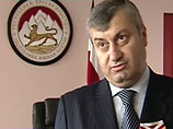 Президент Южной Осетии Эдуард Кокойты продолжает раскрывать военные тайны августовского конфликта в ЮО Президент Южной Осетии Эдуард Кокойты продолжает раскрывать военные тайны августовского конфликта в ЮО