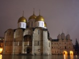 Алексий II особо отметил, что праздник в честь Богоматери совершается в главном храме России - Успенском соборе Московского Кремля