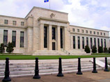На фоне снижения учетной ставки ФРС США и усугубления рецессии мировой экономики на мировом рынке должно начаться падение курса американской валюты, прогнозирует банковские аналитики