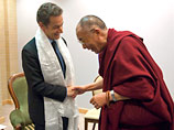 Китай осудил встречу Саркози с Далай-ламой: это "поистине неразумный шаг"