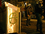 Греция пережила сильнейшие социальные волнения за 25 лет: анархисты подожгли свыше 70 банков и магазинов
