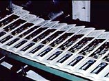 Латвийские газеты, протестуя против четырехкратного увеличения НДС, вышли в траурном оформлении Латвийские газеты, протестуя против четырехкратного увеличения НДС, вышли в траурном оформлении