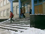 Из школы &#8470;14 Новочебоксарска на час были эвакуированы 625 учащихся и 82 человека персонала