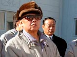 По сообщениям северокорейских СМИ, Лидер КНДР Ким Чен Ир вновь появился на публике 