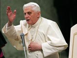 Бенедикт XVI заклеймил глобальную финансовую систему
