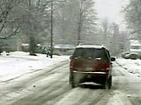 На северо-восток США обрушился "ледяной шторм": более миллиона человек остались без электричества На северо-восток США обрушился "ледяной шторм": более миллиона человек остались без электричества