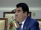 Теперь в тексте гимна нет имени Туркменбаши - предыдущего президента Сапармурата Ниязова. В прошлой редакции гимна "глава туркмен" упоминался трижды
