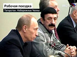 Одного из рабочих, высказавшего опасения о том, "как бы не было хуже", Путин пригласил лично поучаствовать в совещании