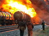 В Латвии при аварии поезда загорелись 10 вагонов с бензином - один человек погиб
