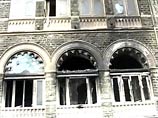 Построенное 105 лет назад великолепное здание, напоминающее дворец очень сильно пострадало от вспыхнувшего во время нападения пожара