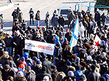 Во Владивостоке задержали более 60 участников акций протеста автомобилистов, более 1000 оштрафованы