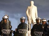 В Афинах анархисты устроили новую серию взрывов и поджогов