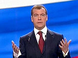 Ряд обещаний президента Дмитрия Медведева в интервью, прошедшем в среду на ведущих телеканалах, кажутся экономистам невыполнимыми и расходящимися с действительностью