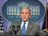 Буш и его команда, "пакуя чемоданы в условиях рекордно низкой популярности и оставляя страну в катастрофическом состоянии", пытаются оказать положительное воздействие на восприятие его деятельности во главе государства
