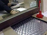В обменных пунктах России началась "небольшая паника": очередей нет, валюты тоже В обменных пунктах России началась "небольшая паника": очередей нет, валюты тоже