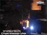 По данным местной полиции, первый взрыв произошел около полудня в пятницу возле одного из кафе в северной части города Косовска-Митровица, были повреждены несколько автомобилей, при этом никто не пострадал