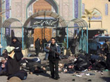 Взрыв прогремел неподалеку от мечети, где захоронен погибший в 799 году седьмой имам Муса Казем, которого шииты считают наследником пророка Мухаммеда