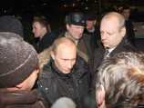 Путин присутствовал на рождественском богослужении в Петрозаводске Путин присутствовал на рождественском богослужении в Петрозаводске