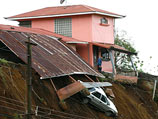 Число жертв разрушительного землетрясения, произошедшего в Коста-Рике, достигло 34 человек. Еще 64 человека числятся пропавшими без вести