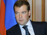 Медведев проводит представительное совещание на московском машиностроительном предприятии "Салют"