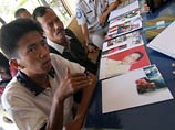В Индонезии спасено 19 из 250 пассажиров затонувшего парома В Индонезии спасено 19 из 250 пассажиров затонувшего парома
