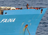 Капитан захваченного украинского судна Faina просит его владельца начать прямые переговоры с пиратами